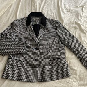 Kasper size 12 Black and White Houndstooth blazer